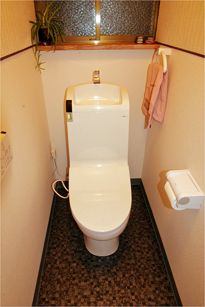 トイレ２か所を節水タイプの「エコトイレ」にリフォーム！