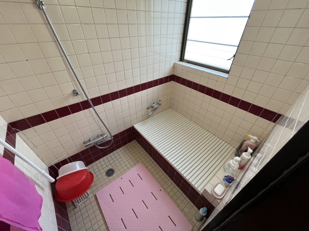【境港市】冬場の寒さも怖くない!ほっとあったか浴室リフォーム