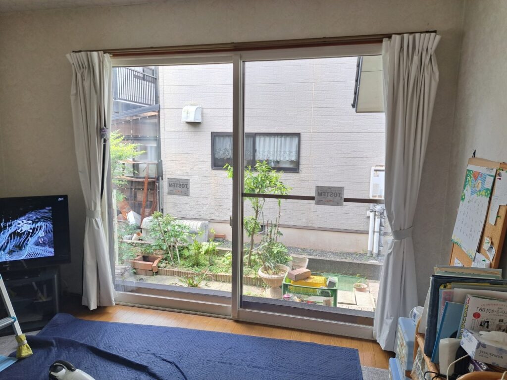 【米子市】結露対策に効果的!あっという間に完成!内窓取付リフォーム