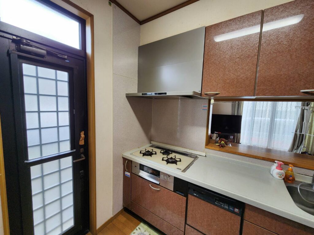 【米子市】お手入れ簡単＆見た目スッキリ！ノーリツレンジフードに取替