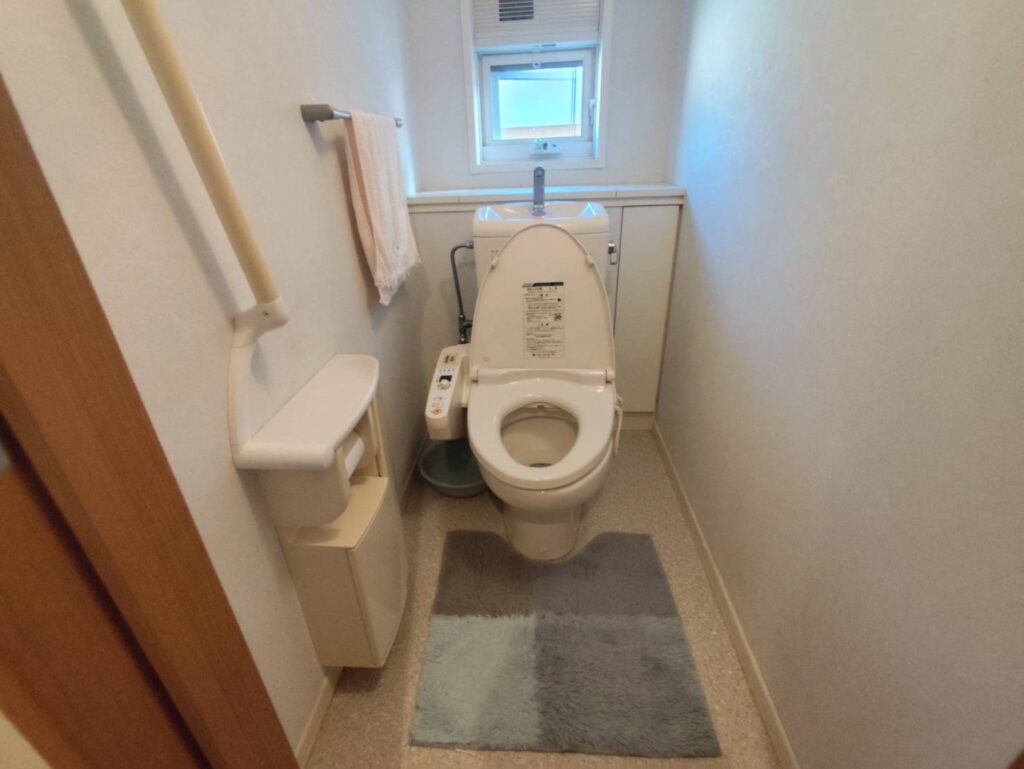 【米子市】トイレ水漏れをきっかけに快適空間へ!LIXILアメージュでリフレッシュ