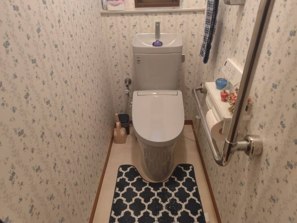 【米子市】掃除しやすさ重視!セパレートタイプのトイレへリフォーム