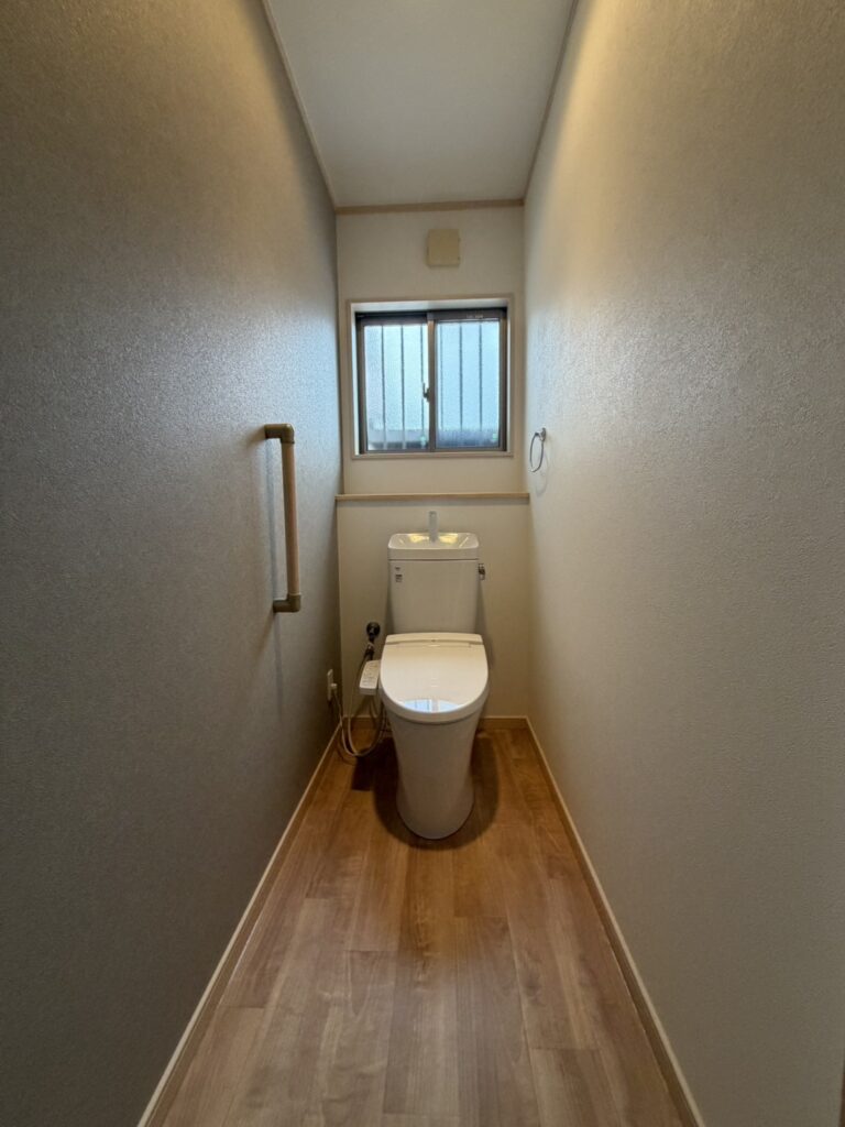 【米子市】すっきり整えたトイレ空間へ！清潔感のある心地よい仕上がりに