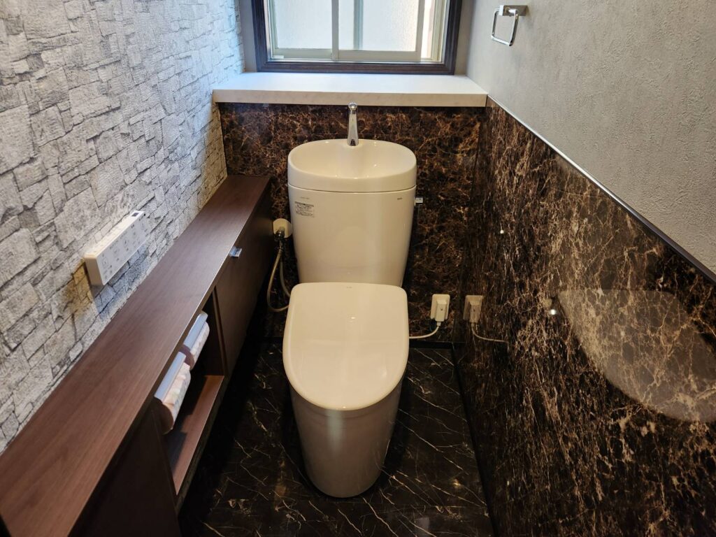 【米子市】こだわりを形にした、おしゃれなトイレ空間へ
